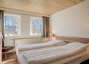 Bungalow with garden and close to the beach - 12