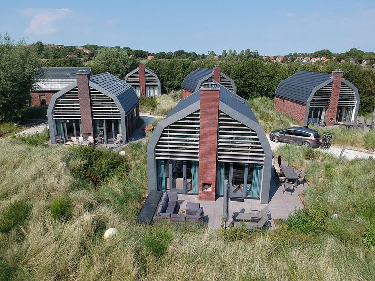Luxury holiday home with sauna near the beach - 1