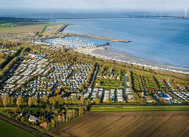 Vakantiewonin met sauna en zicht op het water - 2