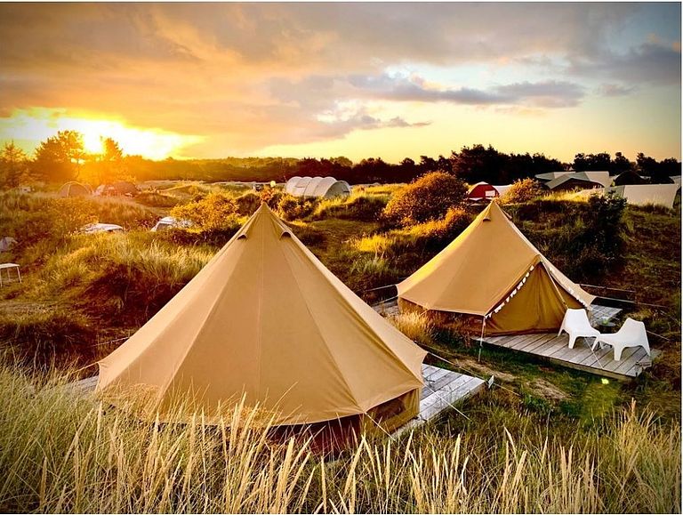 Tweepersoonstent vlakbij het strand (Ameland) - 1