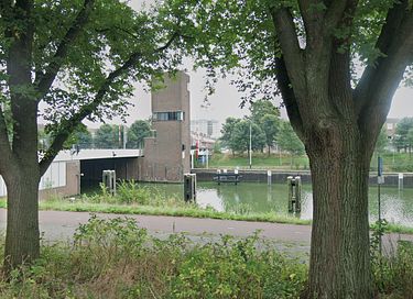 Slapen in het grootste brughuis van Amsterdam - 2