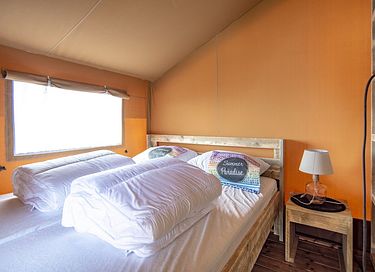 Safari lodge for 5 persons at the waterfront - 14