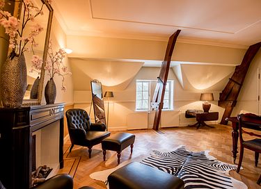 Passez la nuit dans la suite nuptiale du domaine. - 7