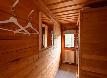 Cabane en rondins robuste avec sauna dans la forêt - 25