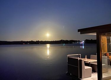 Houseboat met hottub op het water - 37