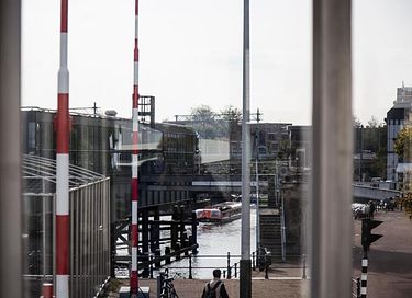 Brugwachtershuisje aan het IJ - Amsterdam - 5