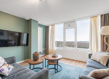 Comfortable stay with view and balcony - 4