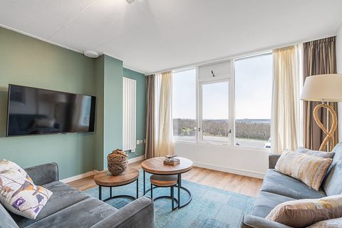 Comfortable stay with view and balcony - 4