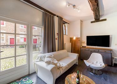 Group lodging (12 pers) in old country house - 16