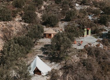 Spend the night in delicious glamping tent - 3