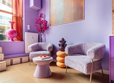 Stilvoll übernachten in einer violetten Oase - 7