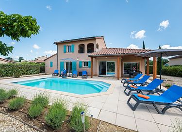 Villa avec piscine privée en Ardèche