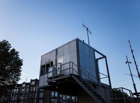 Slapen in een uniek brughuis in Amsterdam - 2