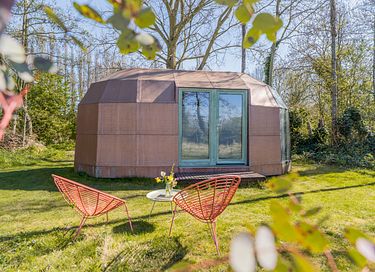 Cozy tiny house in the middle of nature