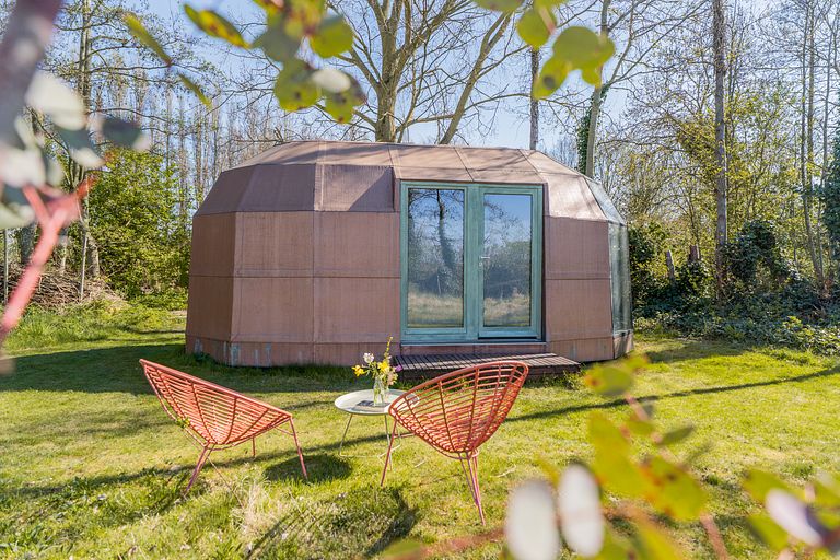 Knus tiny house midden in de natuur - 1