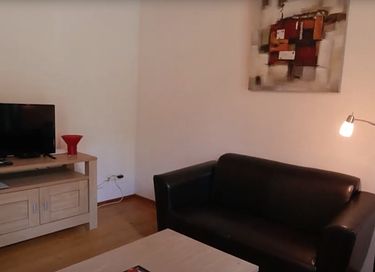 Overnachten in een unieke grasdakwoning - 5