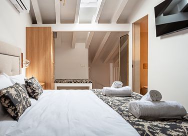 Luxury villa near the sea for up to 20p. - 33