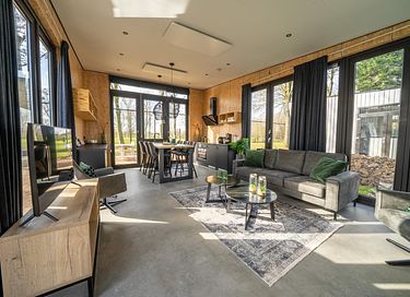 Modern holiday home near the water - 4