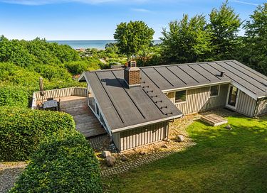 Groot vakantiehuis met mooi uitzicht op zee 