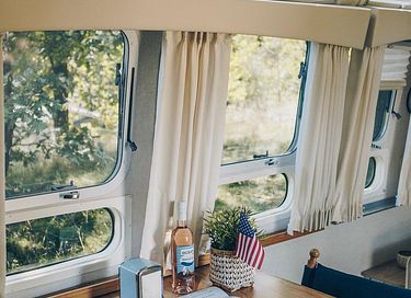 Iconische Airstream met privé hottub - 3