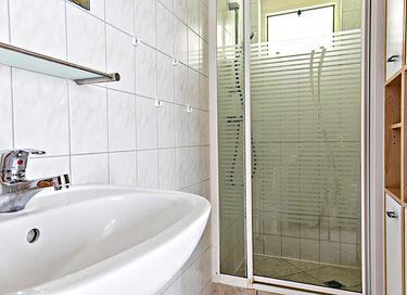 Holiday home 15 minutes from beach and sea - 15