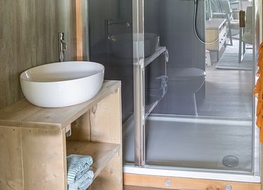 Luxe familielodge met hottub in Twente - 20
