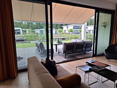 6-person waterfront vacation villa - 4
