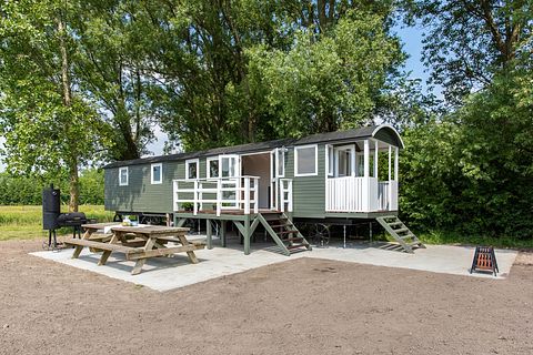 Prachtige pipowagen met veel privacy  - 2