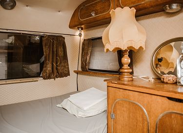 Knusse caravan in Hostel in Gent - 2