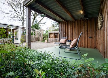Vakantiehuis met ruime tuin en overkapping - 24