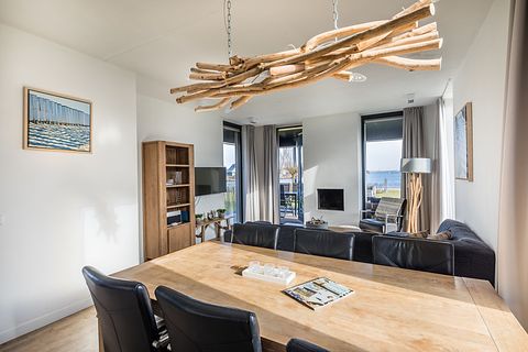 Wasservilla mit Terrasse und schöner Aussicht - 5
