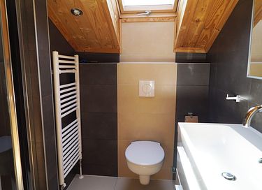 Houten blokhut (10p) op leuk vakantiepark - 9