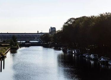 Slapen in het grootste brughuis van Amsterdam - 15