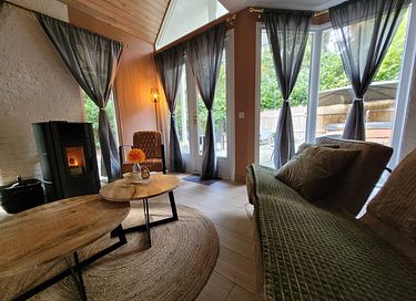 Luxuriöses Waldhaus mit Wellness - 15
