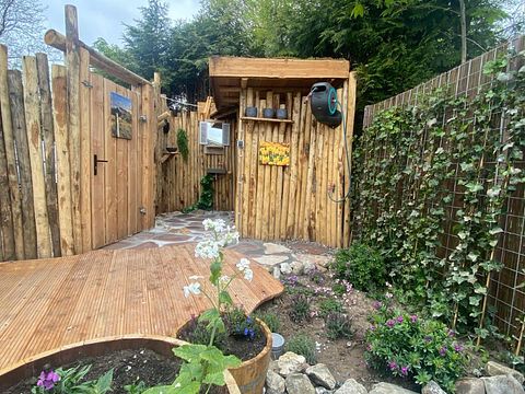 Yourte romantique avec jacuzzi privé - 5