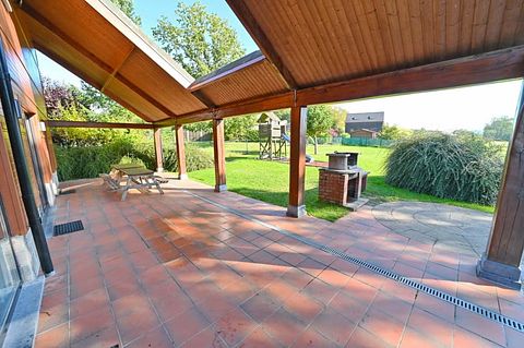 Spacieuse maison en bois près de Durbuy pour 12 pers. - 4
