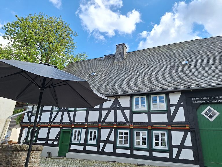 Autentica casa vacanze nella natura del Sauerland - 1