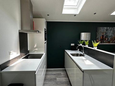 Leuke lodge met privé hottub in de natuur - 5