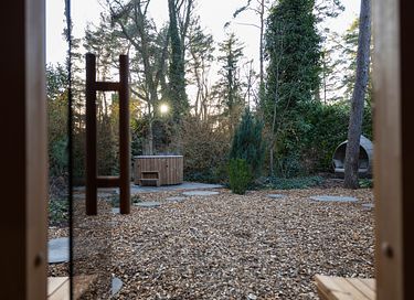 Lodge with private wellness under the trees - 30