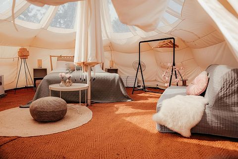Special glamping experience in a luxury tent - 4