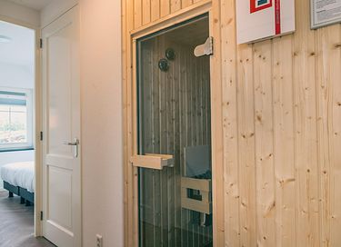 Vakantiehuis aan het IJsselmeer met wellness - 8