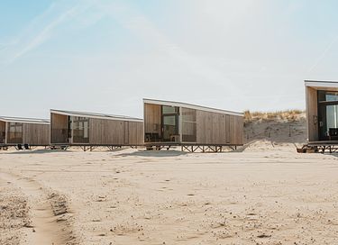 Strandhäuschen (5p) am Strand von Kijkduin