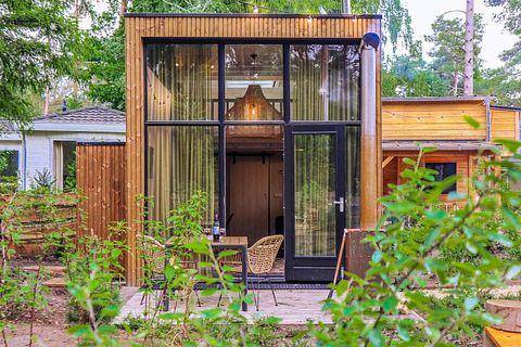 Tiny house in het bos op een vakantiepark - 2
