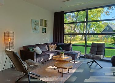 Design huis in een bosrijke omgeving - 2
