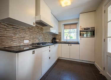 Bungalow met recreatievijver en zwembad - 6