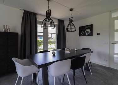 Vakantiehuis (8p) aan het water met wellness - 9