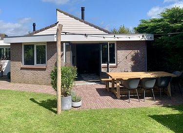 Holiday home in the dunes of North Holland