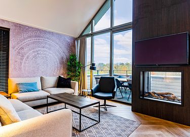 Luxury water villa with its own jetty in Limburg - 4