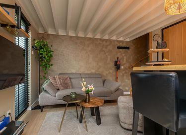 Apartamento con estilo y terraza soleada - 5