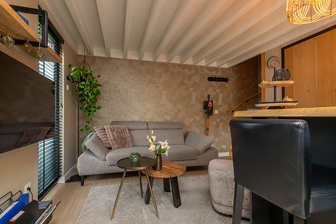Apartamento con estilo y terraza soleada - 5